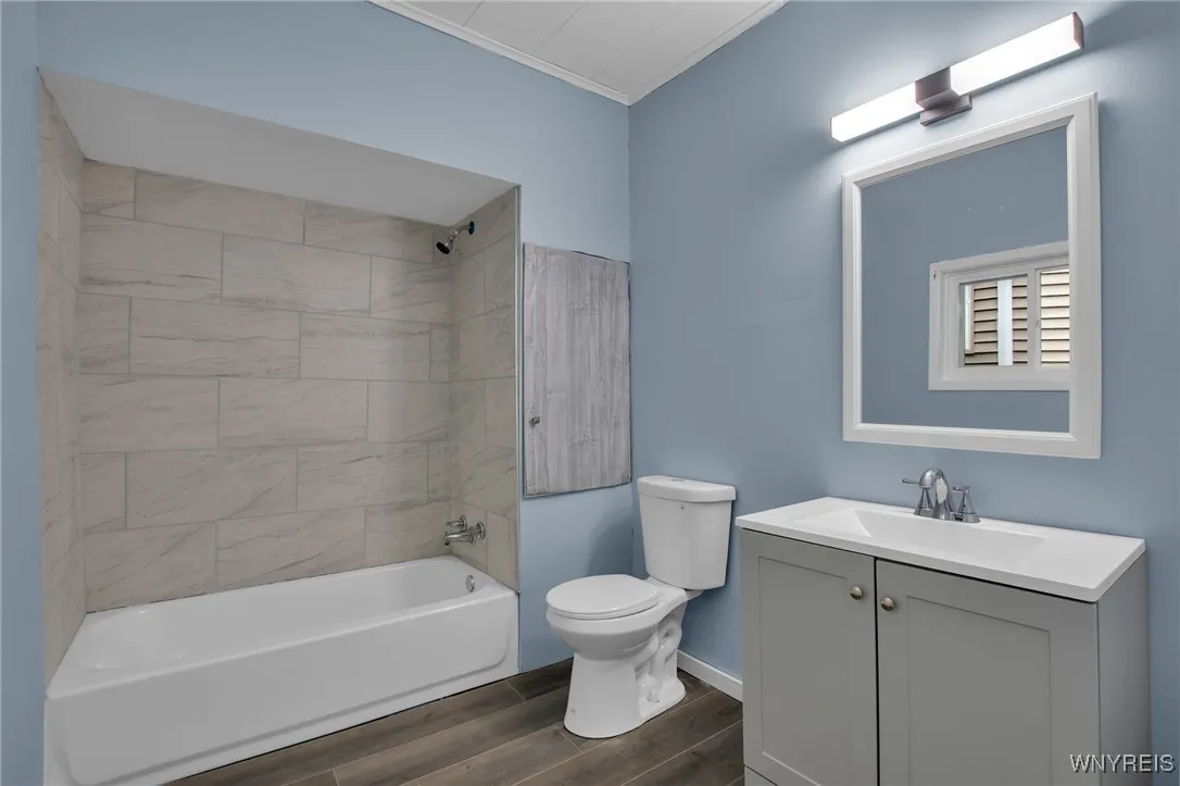113 Laurel Street, Buffalo, New York 14209, Buffalo, New York 14209, 5 Bedrooms Bedrooms, 9 Rooms Rooms,1 BathroomBathrooms,Residential,For Sale,113 Laurel Street, Buffalo, New York 14209,0,B1643548