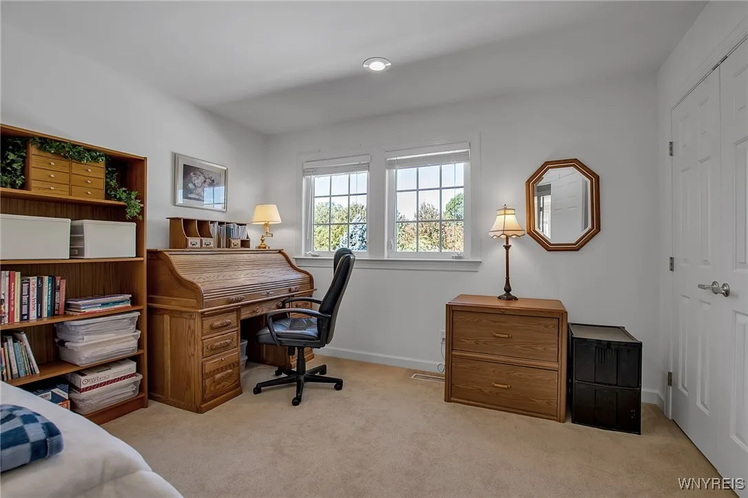 94 Graystone Lane, Orchard Park, New York 14127, Orchard Park, New York 14127, 4 Bedrooms Bedrooms, 16 Rooms Rooms,2 BathroomsBathrooms,Residential,For Sale,94 Graystone Lane, Orchard Park, New York 14127,0,B1642676