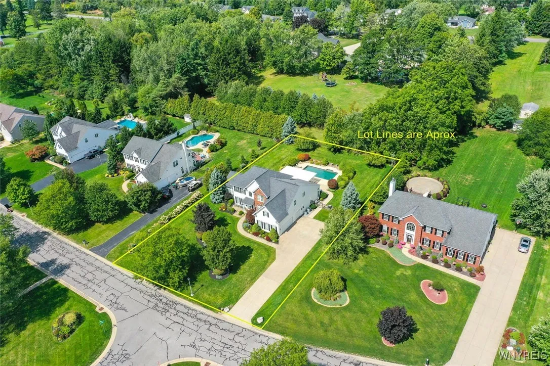 94 Graystone Lane, Orchard Park, New York 14127, Orchard Park, New York 14127, 4 Bedrooms Bedrooms, 16 Rooms Rooms,2 BathroomsBathrooms,Residential,For Sale,94 Graystone Lane, Orchard Park, New York 14127,0,B1642676