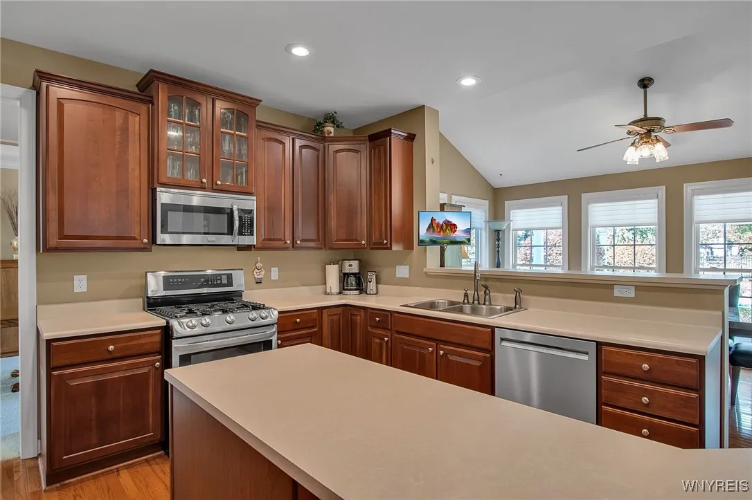94 Graystone Lane, Orchard Park, New York 14127, Orchard Park, New York 14127, 4 Bedrooms Bedrooms, 16 Rooms Rooms,2 BathroomsBathrooms,Residential,For Sale,94 Graystone Lane, Orchard Park, New York 14127,0,B1642676