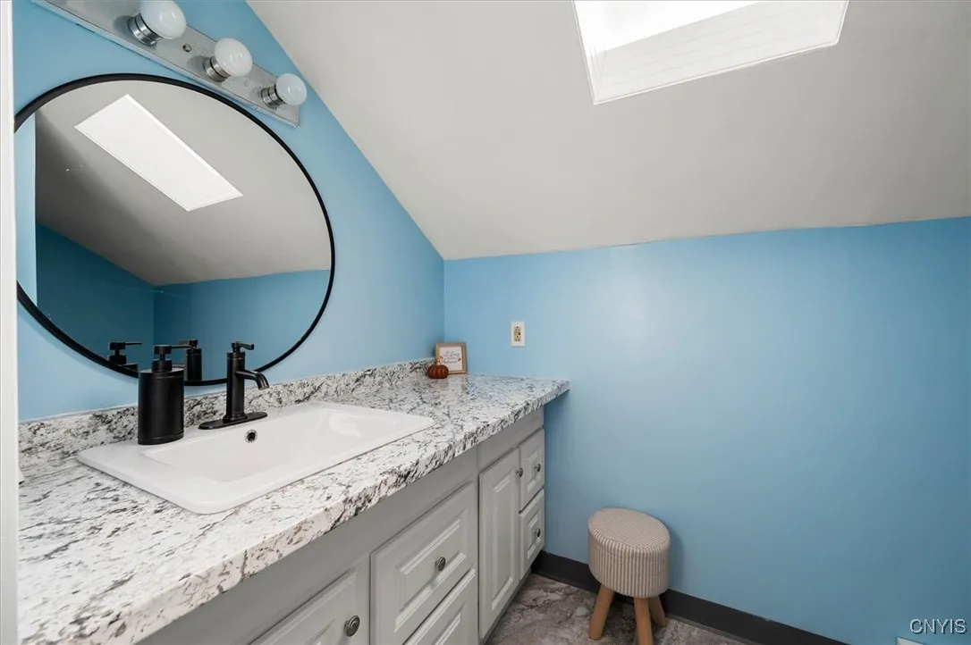 1071 Center Road, Frankfort, New York 13340, Frankfort, New York 13340, 4 Bedrooms Bedrooms, 9 Rooms Rooms,2 BathroomsBathrooms,Residential,For Sale,1071 Center Road, Frankfort, New York 13340,0,S1643549