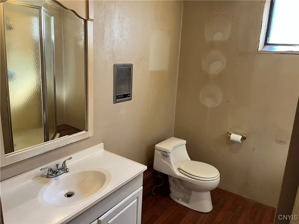 main floor Bath