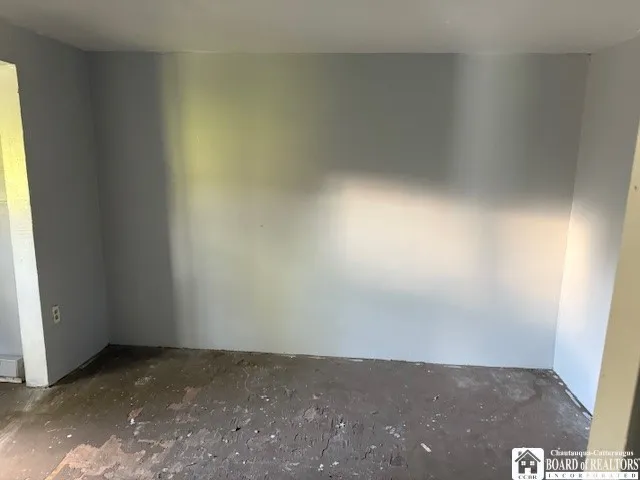 11 Bowen Street, Jamestown, New York 14701, Jamestown, New York 14701, 5 Bedrooms Bedrooms, 9 Rooms Rooms,1 BathroomBathrooms,Residential,For Sale,11 Bowen Street, Jamestown, New York 14701,0,R1643621