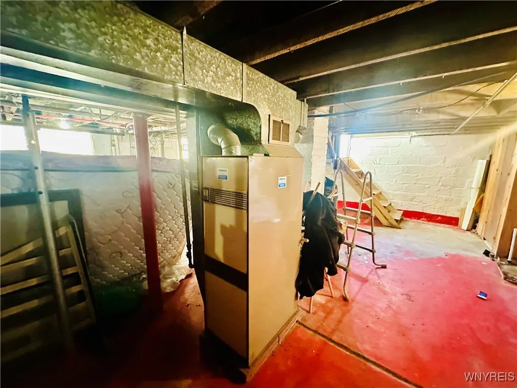 149 Jackson Avenue, Cheektowaga, New York 14212, Cheektowaga, New York 14212, 4 Bedrooms Bedrooms, 8 Rooms Rooms,2 BathroomsBathrooms,Residential,For Sale,149 Jackson Avenue, Cheektowaga, New York 14212,0,B1643588