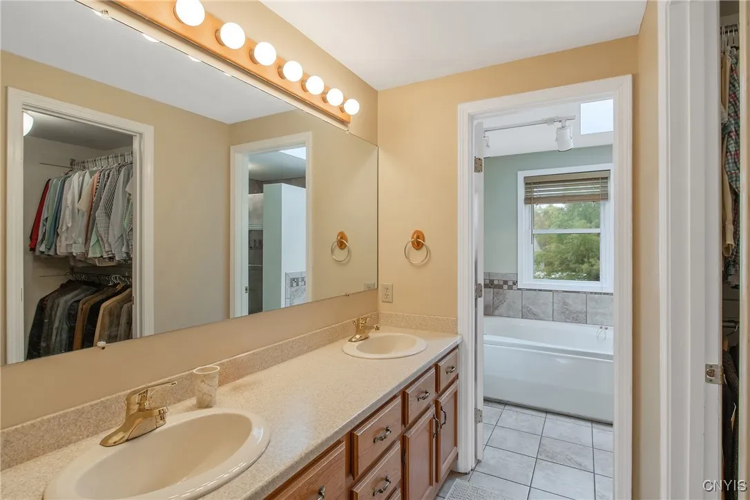 6185 Stone Arabia Road, Cicero, New York 13039, Cicero, New York 13039, 4 Bedrooms Bedrooms, 10 Rooms Rooms,2 BathroomsBathrooms,Residential,For Sale,6185 Stone Arabia Road, Cicero, New York 13039,0,S1643492