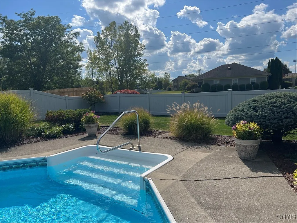 6185 Stone Arabia Road, Cicero, New York 13039, Cicero, New York 13039, 4 Bedrooms Bedrooms, 10 Rooms Rooms,2 BathroomsBathrooms,Residential,For Sale,6185 Stone Arabia Road, Cicero, New York 13039,0,S1643492