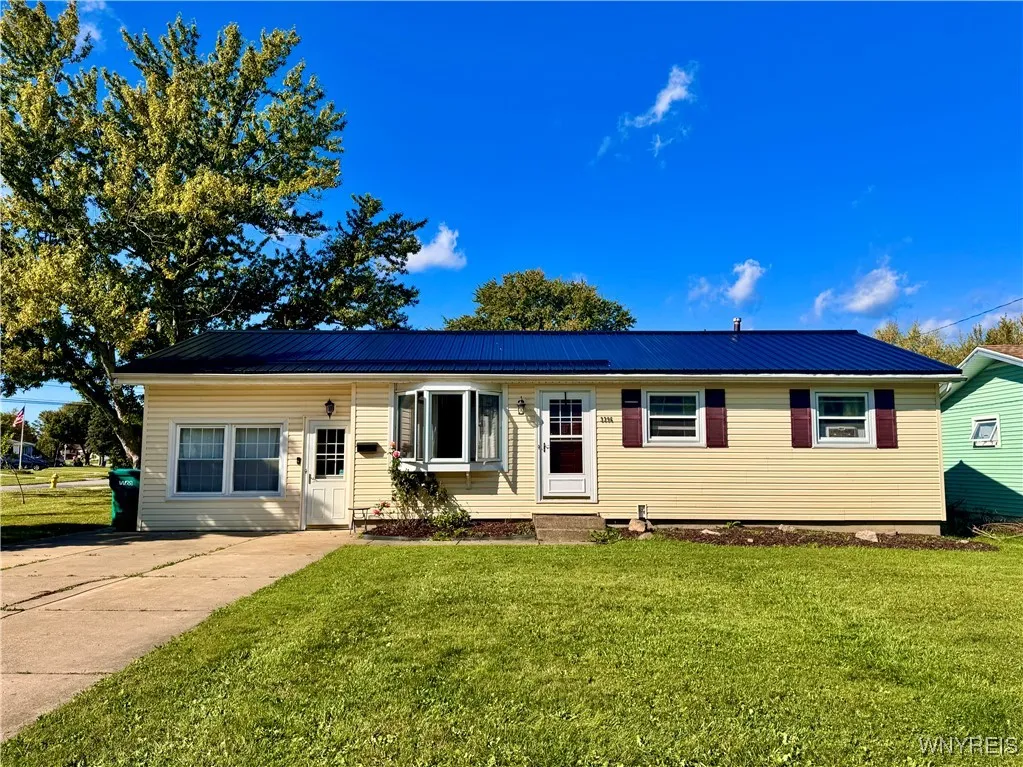 3396 Bethford Drive, Hamburg, New York 14219, Hamburg, New York 14219, 3 Bedrooms Bedrooms, 7 Rooms Rooms,1 BathroomBathrooms,Residential,For Sale,3396 Bethford Drive, Hamburg, New York 14219,0,B1643554