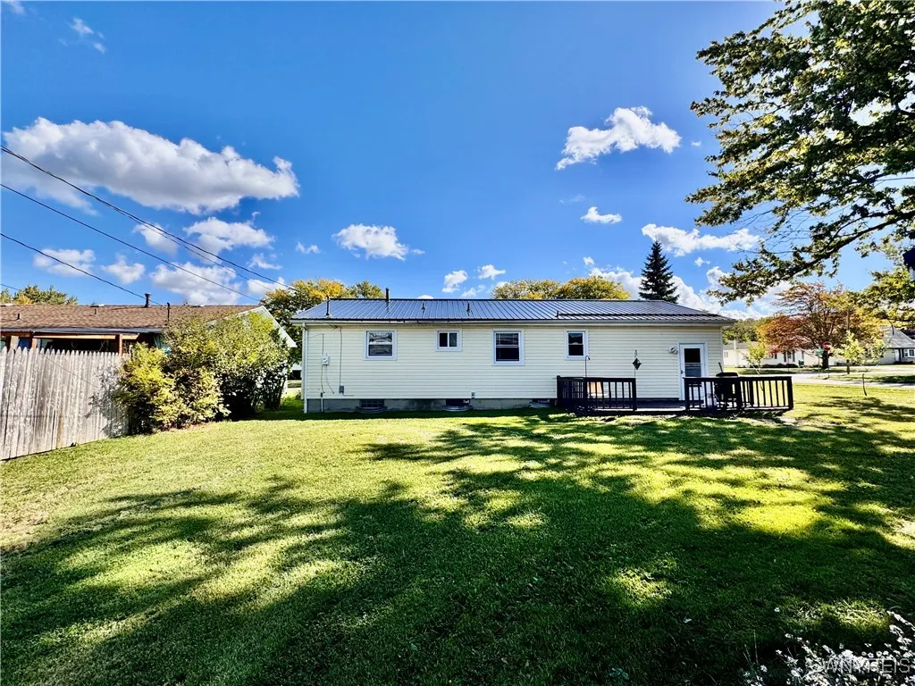 3396 Bethford Drive, Hamburg, New York 14219, Hamburg, New York 14219, 3 Bedrooms Bedrooms, 7 Rooms Rooms,1 BathroomBathrooms,Residential,For Sale,3396 Bethford Drive, Hamburg, New York 14219,0,B1643554