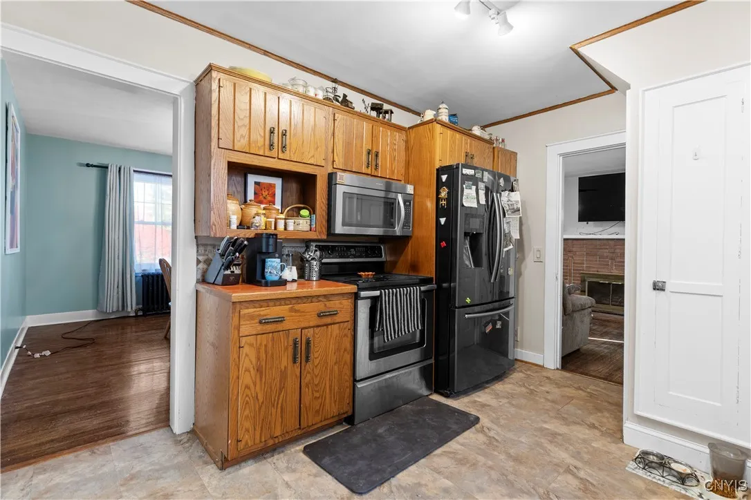 2812 Ogden Place, Utica, New York 13501, Utica, New York 13501, 3 Bedrooms Bedrooms, 9 Rooms Rooms,1 BathroomBathrooms,Residential,For Sale,2812 Ogden Place, Utica, New York 13501,0,S1643659