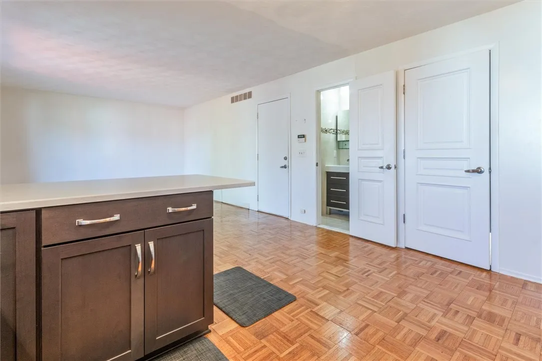 3 Markie Drive East, Gates, New York 14606, Gates, New York 14606, 3 Bedrooms Bedrooms, 6 Rooms Rooms,1 BathroomBathrooms,Residential,Closed,3 Markie Drive East, Gates, New York 14606,0,R1643665
