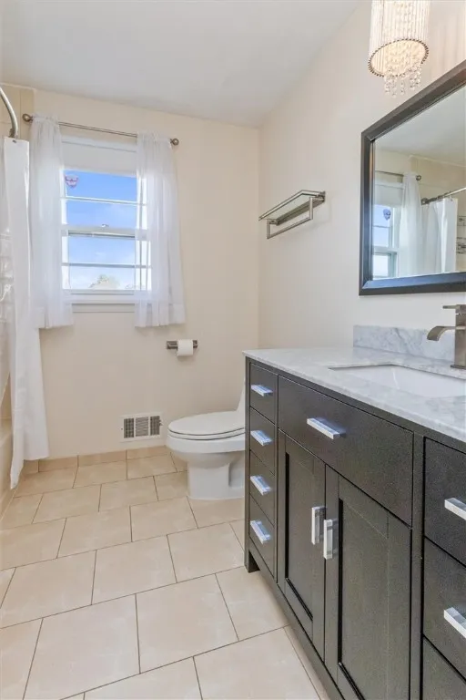 3 Markie Drive East, Gates, New York 14606, Gates, New York 14606, 3 Bedrooms Bedrooms, 6 Rooms Rooms,1 BathroomBathrooms,Residential,Closed,3 Markie Drive East, Gates, New York 14606,0,R1643665