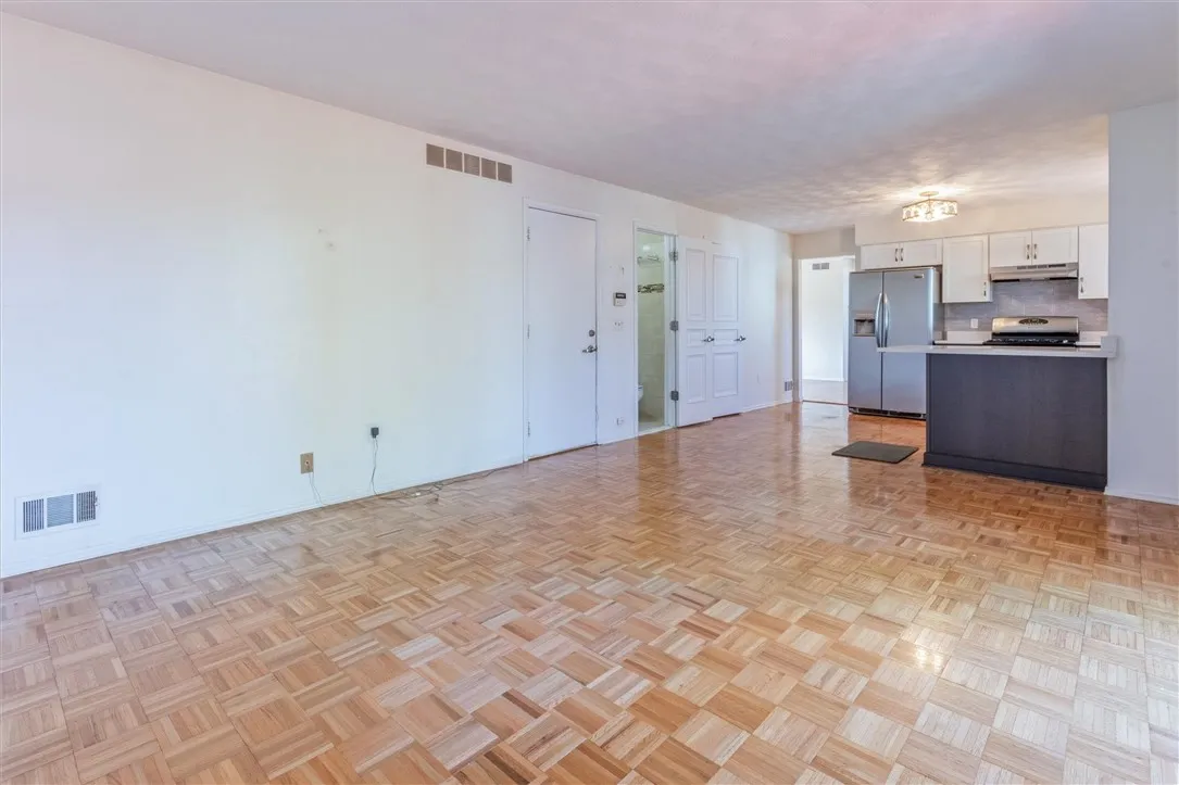 3 Markie Drive East, Gates, New York 14606, Gates, New York 14606, 3 Bedrooms Bedrooms, 6 Rooms Rooms,1 BathroomBathrooms,Residential,Closed,3 Markie Drive East, Gates, New York 14606,0,R1643665