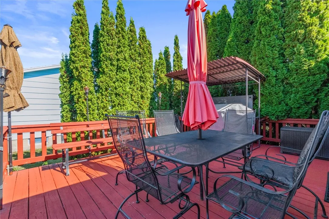 3 Markie Drive East, Gates, New York 14606, Gates, New York 14606, 3 Bedrooms Bedrooms, 6 Rooms Rooms,1 BathroomBathrooms,Residential,Closed,3 Markie Drive East, Gates, New York 14606,0,R1643665