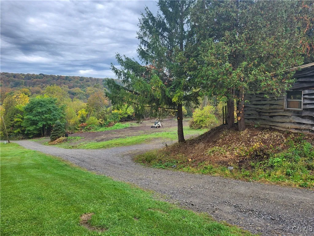 4000 Cedarvale Road, Onondaga, New York 13215, Onondaga, New York 13215, 3 Bedrooms Bedrooms, 8 Rooms Rooms,2 BathroomsBathrooms,Residential,For Sale,4000 Cedarvale Road, Onondaga, New York 13215,0,S1643478
