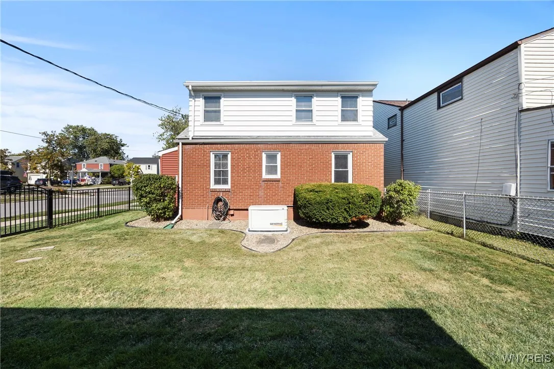 293 Zimmerman Boulevard, Tonawanda, New York 14223, Tonawanda, New York 14223, 4 Bedrooms Bedrooms, 9 Rooms Rooms,2 BathroomsBathrooms,Residential,Closed,293 Zimmerman Boulevard, Tonawanda, New York 14223,0,B1642862