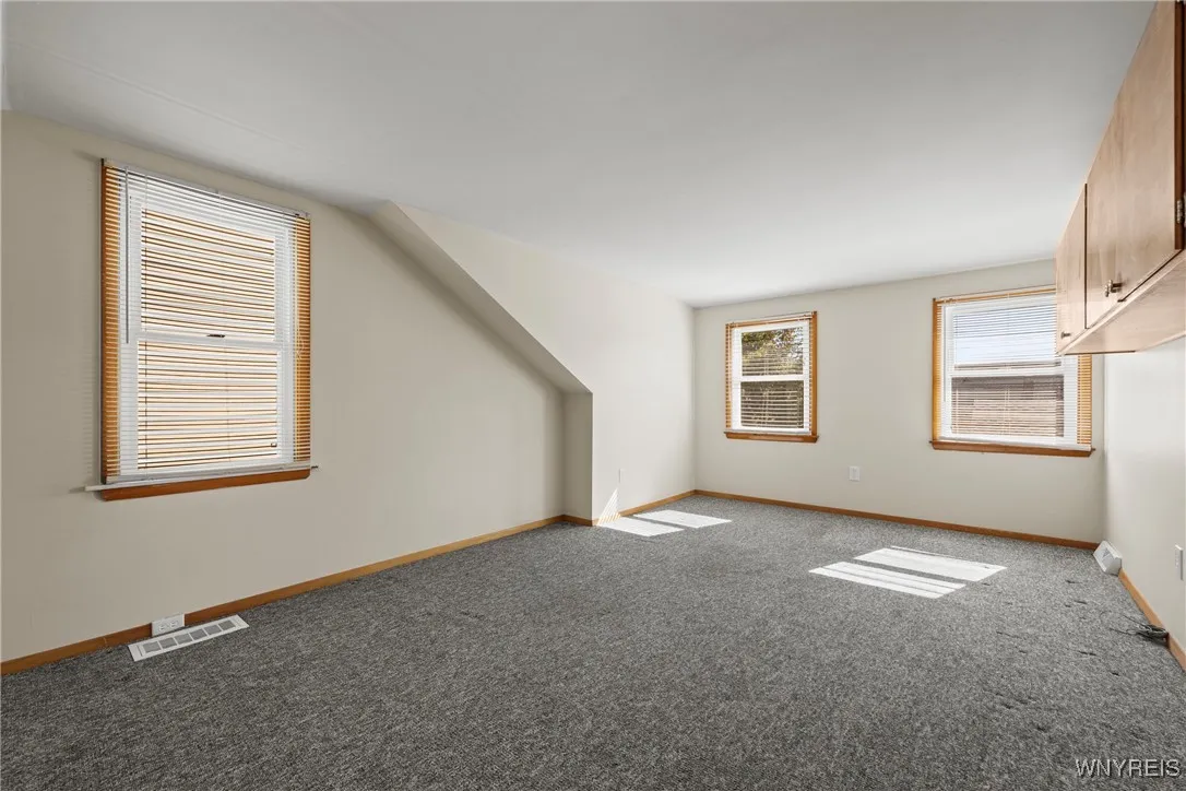 293 Zimmerman Boulevard, Tonawanda, New York 14223, Tonawanda, New York 14223, 4 Bedrooms Bedrooms, 9 Rooms Rooms,2 BathroomsBathrooms,Residential,Closed,293 Zimmerman Boulevard, Tonawanda, New York 14223,0,B1642862