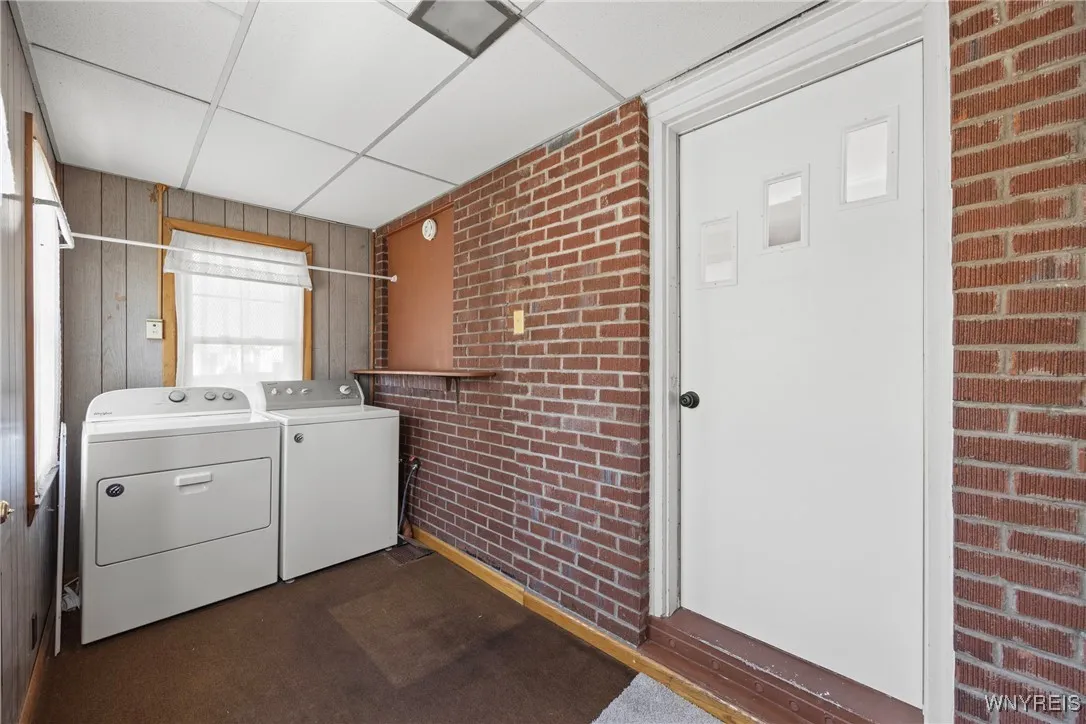 293 Zimmerman Boulevard, Tonawanda, New York 14223, Tonawanda, New York 14223, 4 Bedrooms Bedrooms, 9 Rooms Rooms,2 BathroomsBathrooms,Residential,Closed,293 Zimmerman Boulevard, Tonawanda, New York 14223,0,B1642862