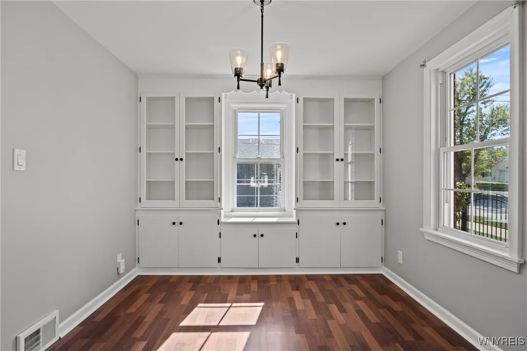 293 Zimmerman Boulevard, Tonawanda, New York 14223, Tonawanda, New York 14223, 4 Bedrooms Bedrooms, 9 Rooms Rooms,2 BathroomsBathrooms,Residential,Closed,293 Zimmerman Boulevard, Tonawanda, New York 14223,0,B1642862