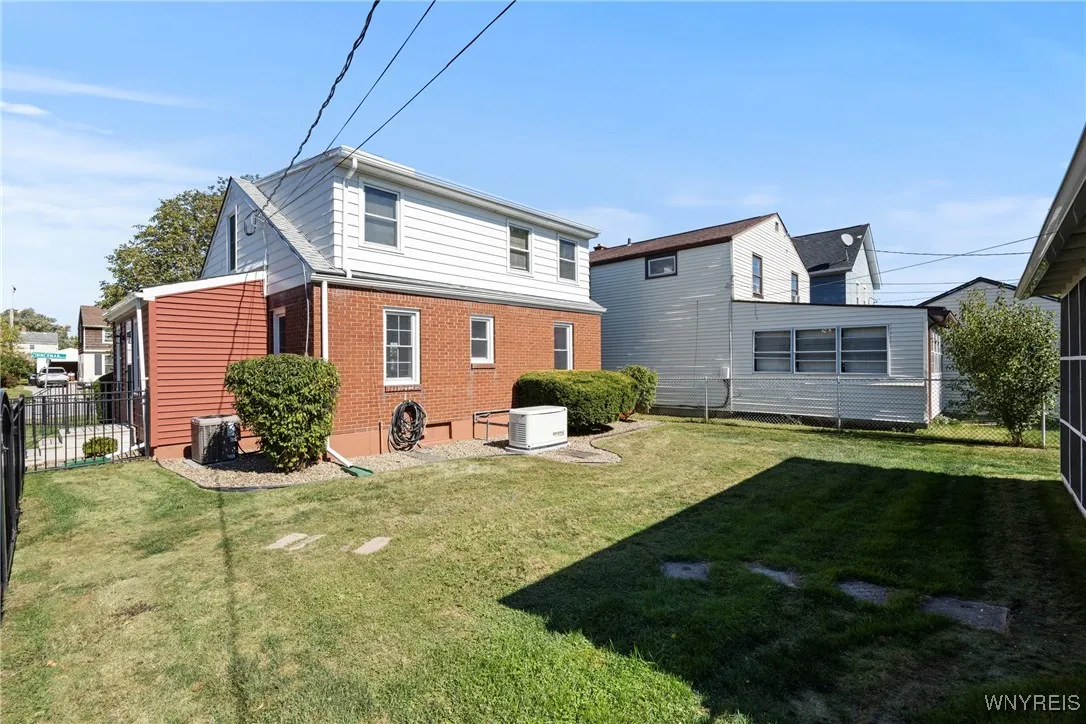 293 Zimmerman Boulevard, Tonawanda, New York 14223, Tonawanda, New York 14223, 4 Bedrooms Bedrooms, 9 Rooms Rooms,2 BathroomsBathrooms,Residential,Closed,293 Zimmerman Boulevard, Tonawanda, New York 14223,0,B1642862