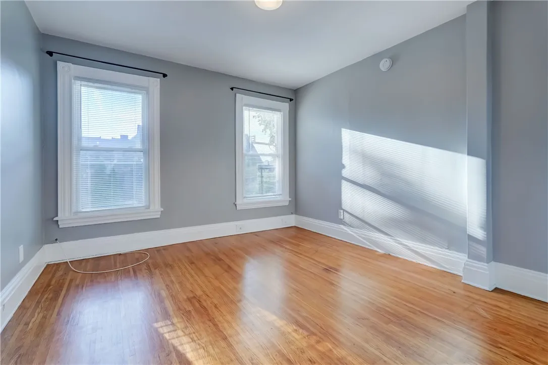 71 Gregory Street, Rochester, New York 14620, Rochester, New York 14620, 6 Bedrooms Bedrooms, ,4 BathroomsBathrooms,Residential,Closed,71 Gregory Street, Rochester, New York 14620,0,R1640845