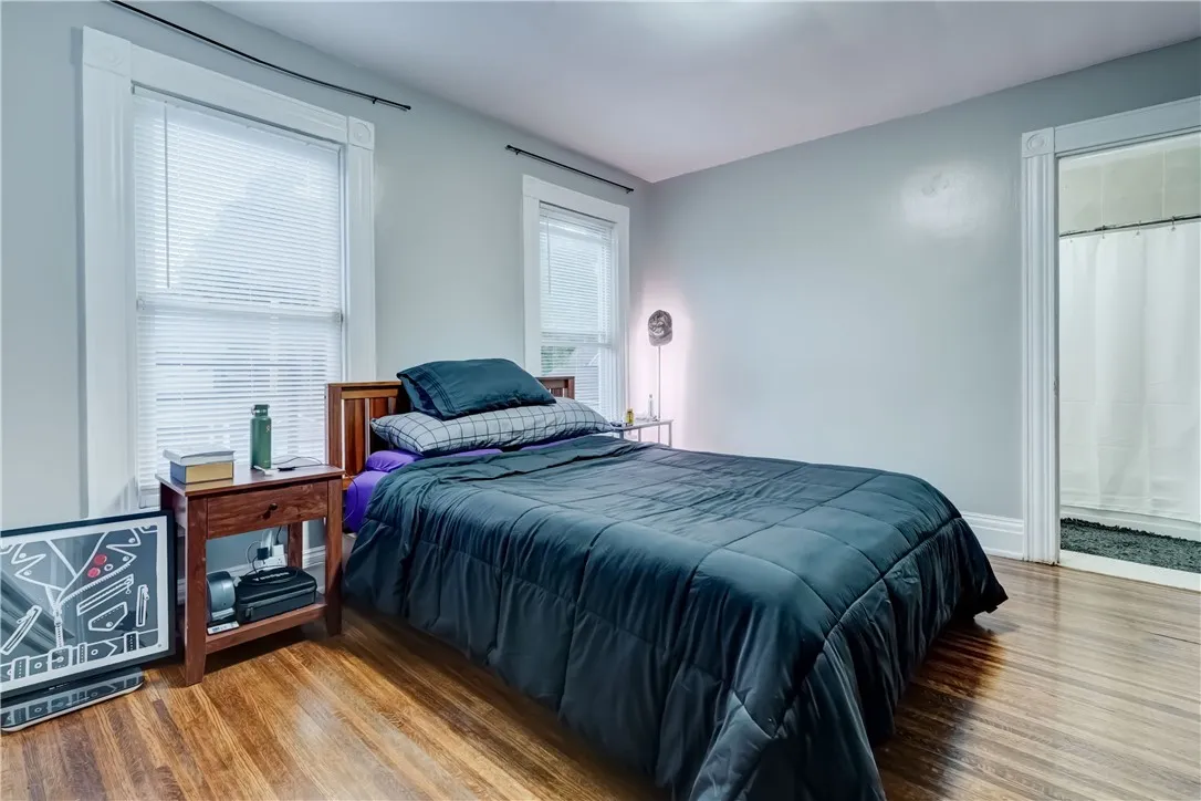 71 Gregory Street, Rochester, New York 14620, Rochester, New York 14620, 6 Bedrooms Bedrooms, ,4 BathroomsBathrooms,Residential,Closed,71 Gregory Street, Rochester, New York 14620,0,R1640845