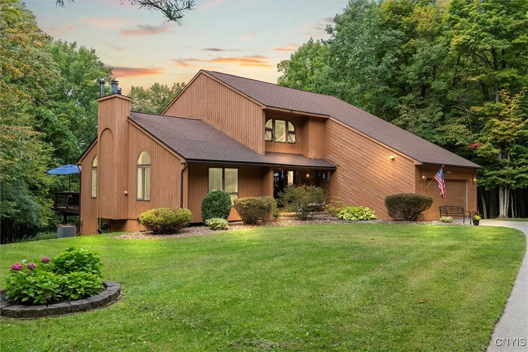 3421 Griffin Road, Onondaga, New York 13215, Onondaga, New York 13215, 4 Bedrooms Bedrooms, 14 Rooms Rooms,3 BathroomsBathrooms,Residential,For Sale,3421 Griffin Road, Onondaga, New York 13215,0,S1643595