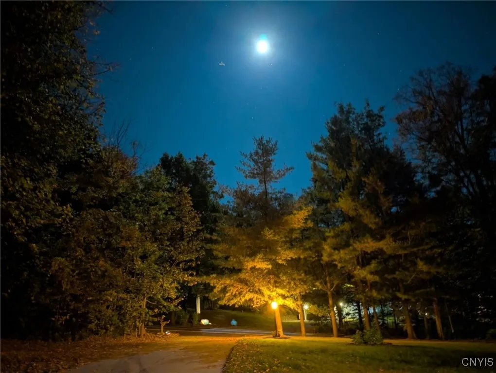 3421 Griffin Road, Onondaga, New York 13215, Onondaga, New York 13215, 4 Bedrooms Bedrooms, 14 Rooms Rooms,3 BathroomsBathrooms,Residential,For Sale,3421 Griffin Road, Onondaga, New York 13215,0,S1643595