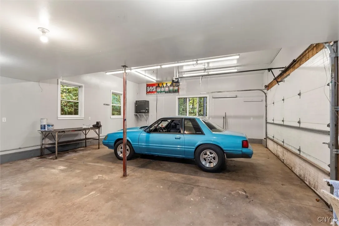 3421 Griffin Road, Onondaga, New York 13215, Onondaga, New York 13215, 4 Bedrooms Bedrooms, 14 Rooms Rooms,3 BathroomsBathrooms,Residential,For Sale,3421 Griffin Road, Onondaga, New York 13215,0,S1643595