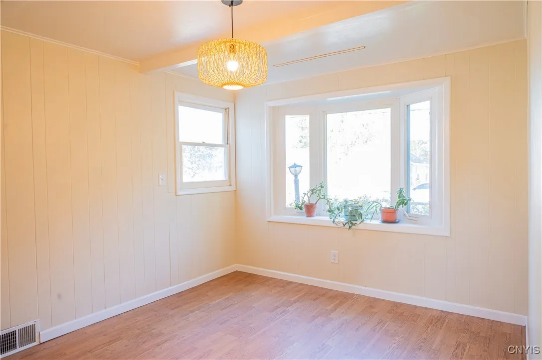 340 South Willow Street, Oneida, New York 13421, Oneida, New York 13421, 2 Bedrooms Bedrooms, 8 Rooms Rooms,1 BathroomBathrooms,Residential,For Sale,340 South Willow Street, Oneida, New York 13421,0,S1643682