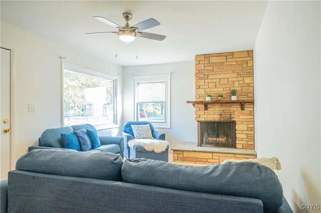 340 South Willow Street, Oneida, New York 13421, Oneida, New York 13421, 2 Bedrooms Bedrooms, 8 Rooms Rooms,1 BathroomBathrooms,Residential,For Sale,340 South Willow Street, Oneida, New York 13421,0,S1643682