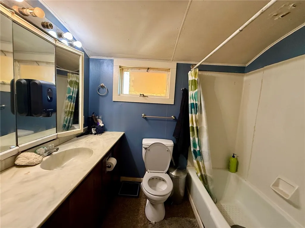 73 Alcott Road, Greece, New York 14626, Greece, New York 14626, 3 Bedrooms Bedrooms, 6 Rooms Rooms,1 BathroomBathrooms,Residential,For Sale,73 Alcott Road, Greece, New York 14626,0,R1642443