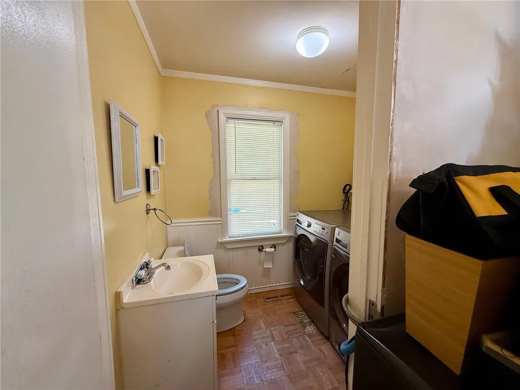 73 Alcott Road, Greece, New York 14626, Greece, New York 14626, 3 Bedrooms Bedrooms, 6 Rooms Rooms,1 BathroomBathrooms,Residential,For Sale,73 Alcott Road, Greece, New York 14626,0,R1642443