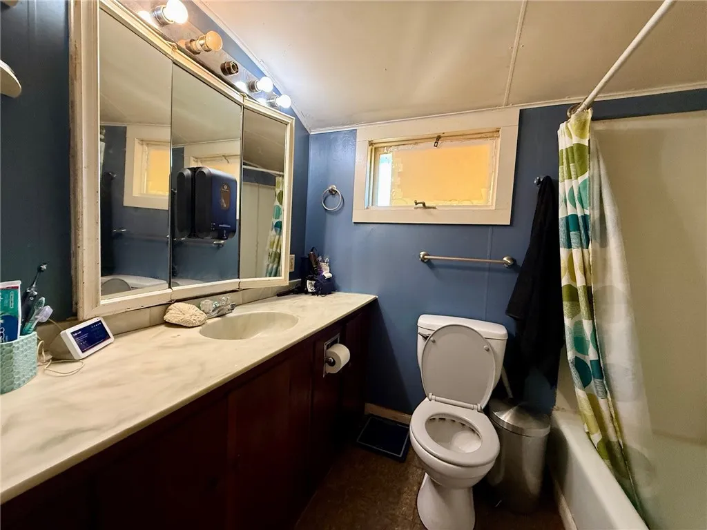 73 Alcott Road, Greece, New York 14626, Greece, New York 14626, 3 Bedrooms Bedrooms, 6 Rooms Rooms,1 BathroomBathrooms,Residential,For Sale,73 Alcott Road, Greece, New York 14626,0,R1642443