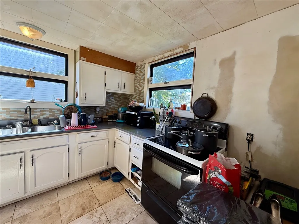 73 Alcott Road, Greece, New York 14626, Greece, New York 14626, 3 Bedrooms Bedrooms, 6 Rooms Rooms,1 BathroomBathrooms,Residential,For Sale,73 Alcott Road, Greece, New York 14626,0,R1642443