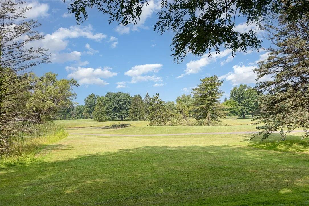 3 Shadow Pines Drive, Penfield, New York 14526, Penfield, New York 14526, 2 Bedrooms Bedrooms, 6 Rooms Rooms,2 BathroomsBathrooms,Residential,Closed,3 Shadow Pines Drive, Penfield, New York 14526,0,R1638922