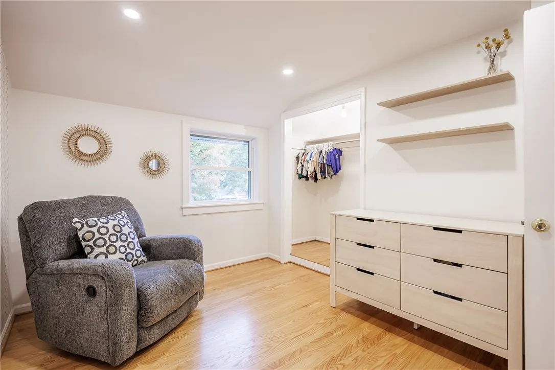90 Hefner Dr, Webster, New York 14580, Webster, New York 14580, 3 Bedrooms Bedrooms, 8 Rooms Rooms,1 BathroomBathrooms,Residential,For Sale,90 Hefner Dr, Webster, New York 14580,0,R1643606