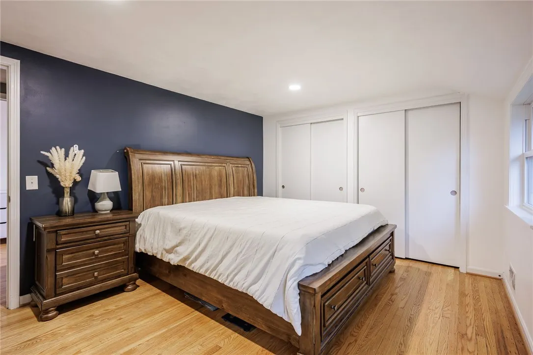 90 Hefner Dr, Webster, New York 14580, Webster, New York 14580, 3 Bedrooms Bedrooms, 8 Rooms Rooms,1 BathroomBathrooms,Residential,For Sale,90 Hefner Dr, Webster, New York 14580,0,R1643606