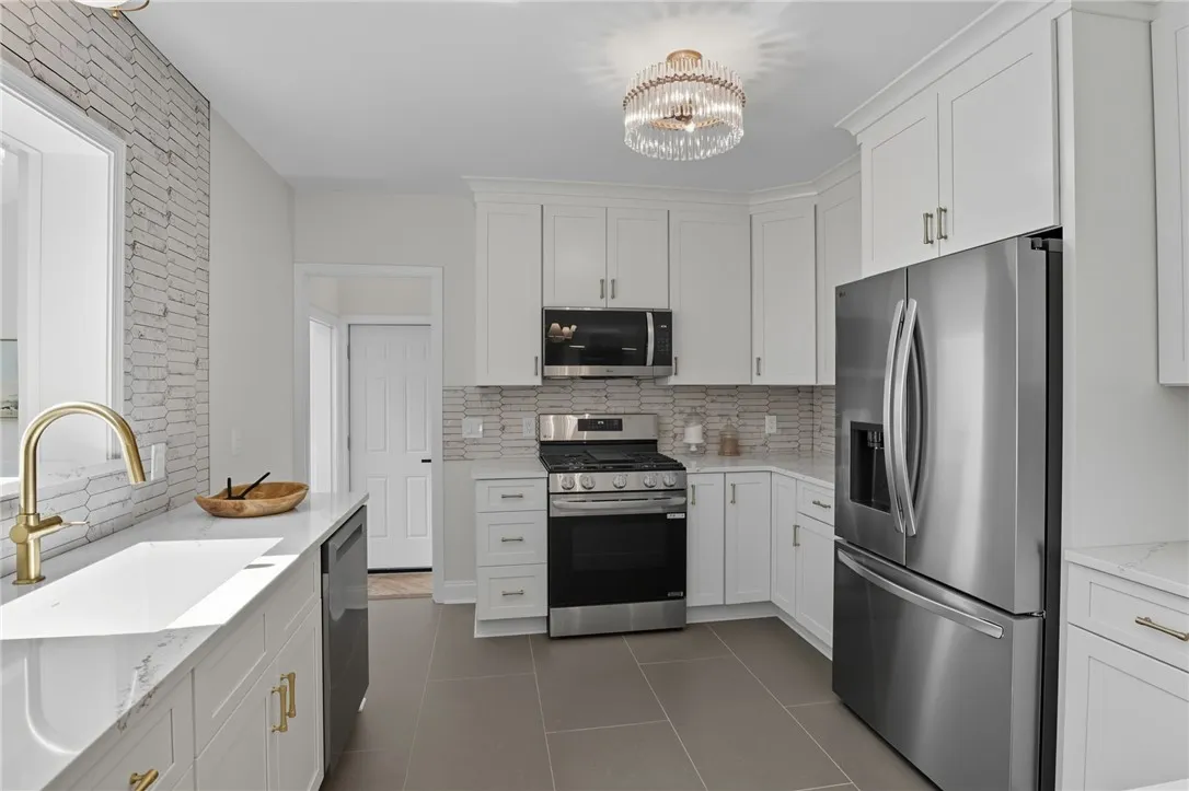 2475 Highland Avenue, Brighton, New York 14610, Brighton, New York 14610, 3 Bedrooms Bedrooms, 7 Rooms Rooms,3 BathroomsBathrooms,Residential,For Sale,2475 Highland Avenue, Brighton, New York 14610,0,R1643701