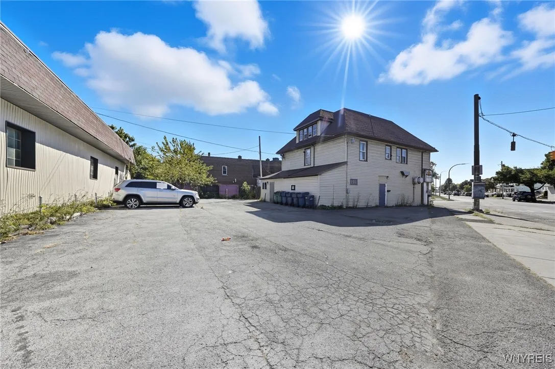 1133 Tonawanda Street, Buffalo, New York 14207, Buffalo, New York 14207, ,Commercial Sale,For Sale,1133 Tonawanda Street, Buffalo, New York 14207,0,B1641630