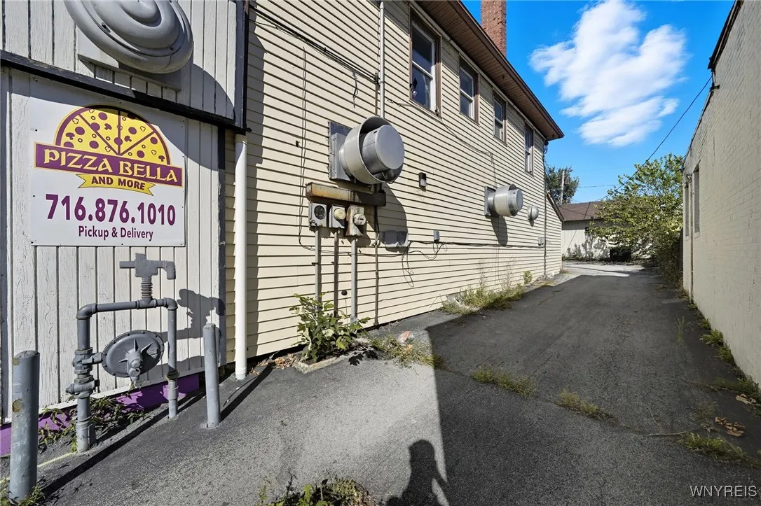 1133 Tonawanda Street, Buffalo, New York 14207, Buffalo, New York 14207, ,Commercial Sale,For Sale,1133 Tonawanda Street, Buffalo, New York 14207,0,B1641630