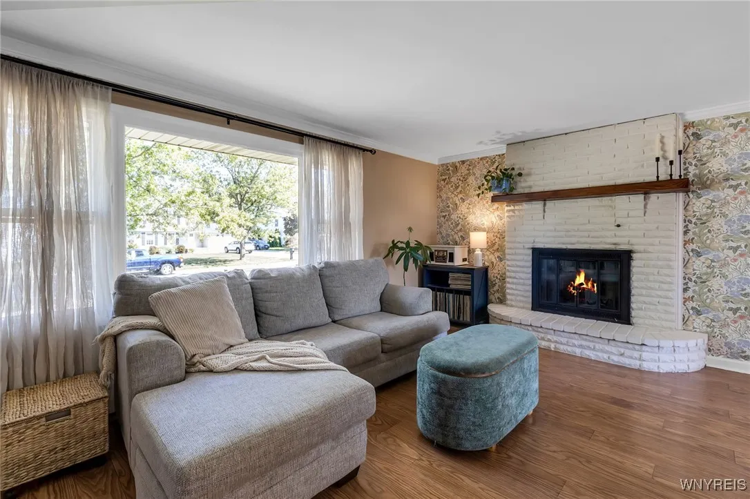 72 Regency Drive, Grand Island, New York 14072, Grand Island, New York 14072, 3 Bedrooms Bedrooms, 7 Rooms Rooms,1 BathroomBathrooms,Residential,For Sale,72 Regency Drive, Grand Island, New York 14072,0,B1643524