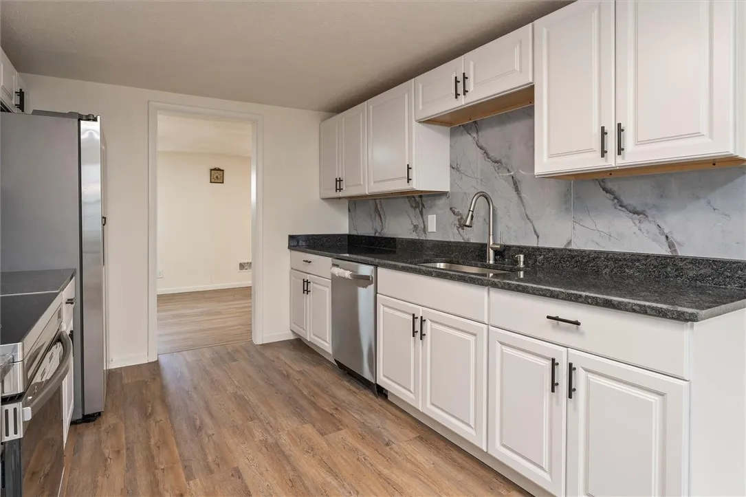 36 Fenton Road, Chili, New York 14624, Chili, New York 14624, 3 Bedrooms Bedrooms, 9 Rooms Rooms,1 BathroomBathrooms,Residential,For Sale,36 Fenton Road, Chili, New York 14624,0,R1643714