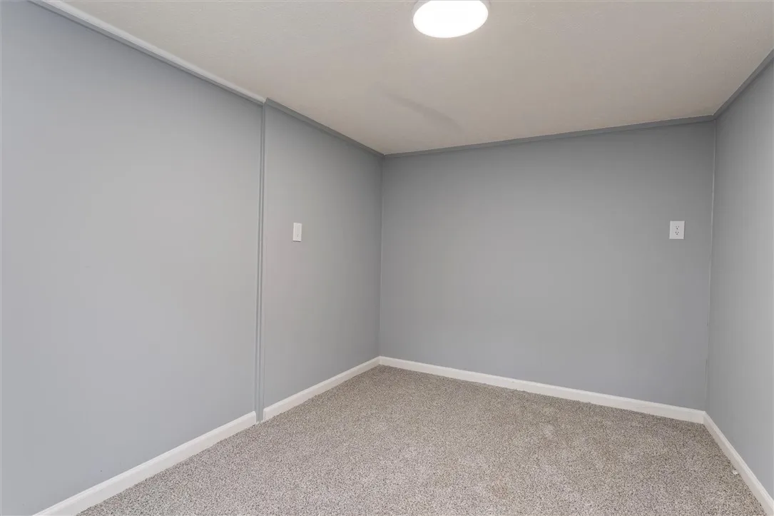 36 Fenton Road, Chili, New York 14624, Chili, New York 14624, 3 Bedrooms Bedrooms, 9 Rooms Rooms,1 BathroomBathrooms,Residential,For Sale,36 Fenton Road, Chili, New York 14624,0,R1643714