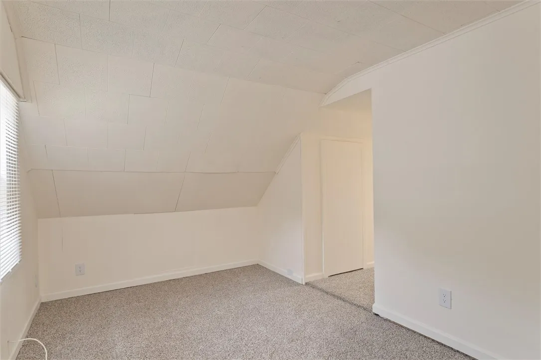 36 Fenton Road, Chili, New York 14624, Chili, New York 14624, 3 Bedrooms Bedrooms, 9 Rooms Rooms,1 BathroomBathrooms,Residential,For Sale,36 Fenton Road, Chili, New York 14624,0,R1643714