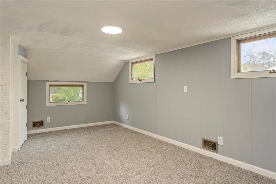 36 Fenton Road, Chili, New York 14624, Chili, New York 14624, 3 Bedrooms Bedrooms, 9 Rooms Rooms,1 BathroomBathrooms,Residential,For Sale,36 Fenton Road, Chili, New York 14624,0,R1643714