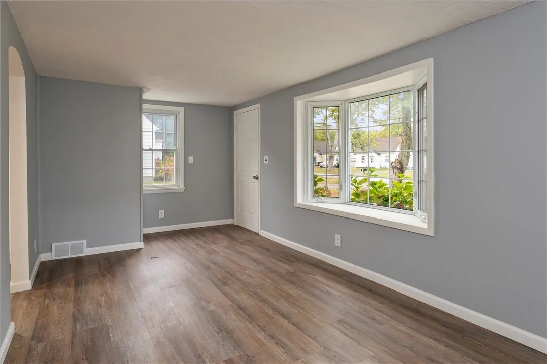 36 Fenton Road, Chili, New York 14624, Chili, New York 14624, 3 Bedrooms Bedrooms, 9 Rooms Rooms,1 BathroomBathrooms,Residential,For Sale,36 Fenton Road, Chili, New York 14624,0,R1643714