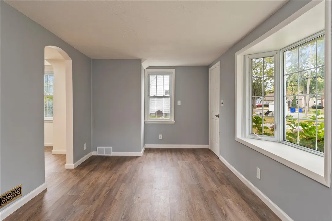 36 Fenton Road, Chili, New York 14624, Chili, New York 14624, 3 Bedrooms Bedrooms, 9 Rooms Rooms,1 BathroomBathrooms,Residential,For Sale,36 Fenton Road, Chili, New York 14624,0,R1643714