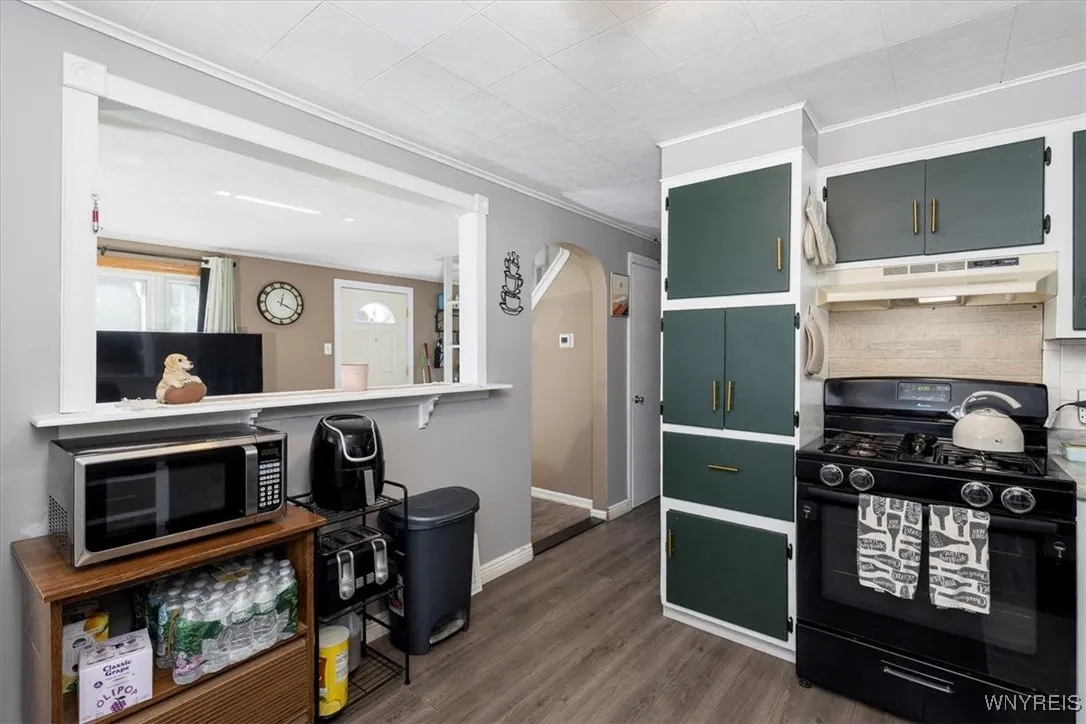 194 Chapel Avenue, Cheektowaga, New York 14225, Cheektowaga, New York 14225, 3 Bedrooms Bedrooms, 6 Rooms Rooms,1 BathroomBathrooms,Residential,For Sale,194 Chapel Avenue, Cheektowaga, New York 14225,0,B1643146