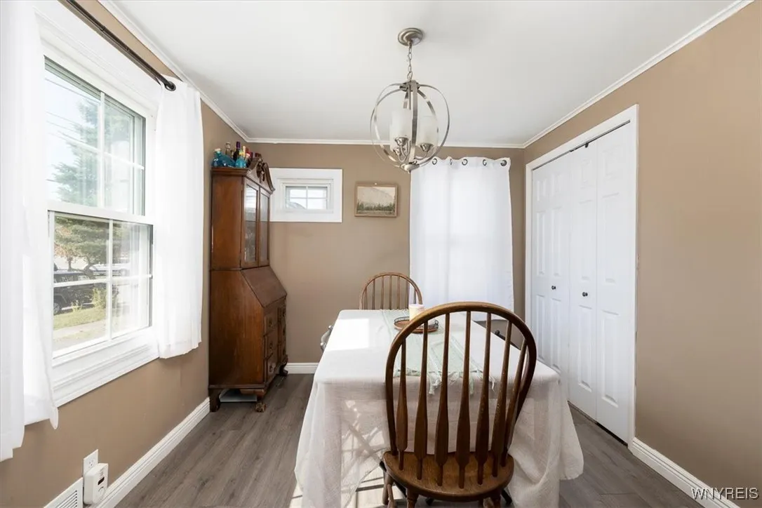194 Chapel Avenue, Cheektowaga, New York 14225, Cheektowaga, New York 14225, 3 Bedrooms Bedrooms, 6 Rooms Rooms,1 BathroomBathrooms,Residential,For Sale,194 Chapel Avenue, Cheektowaga, New York 14225,0,B1643146