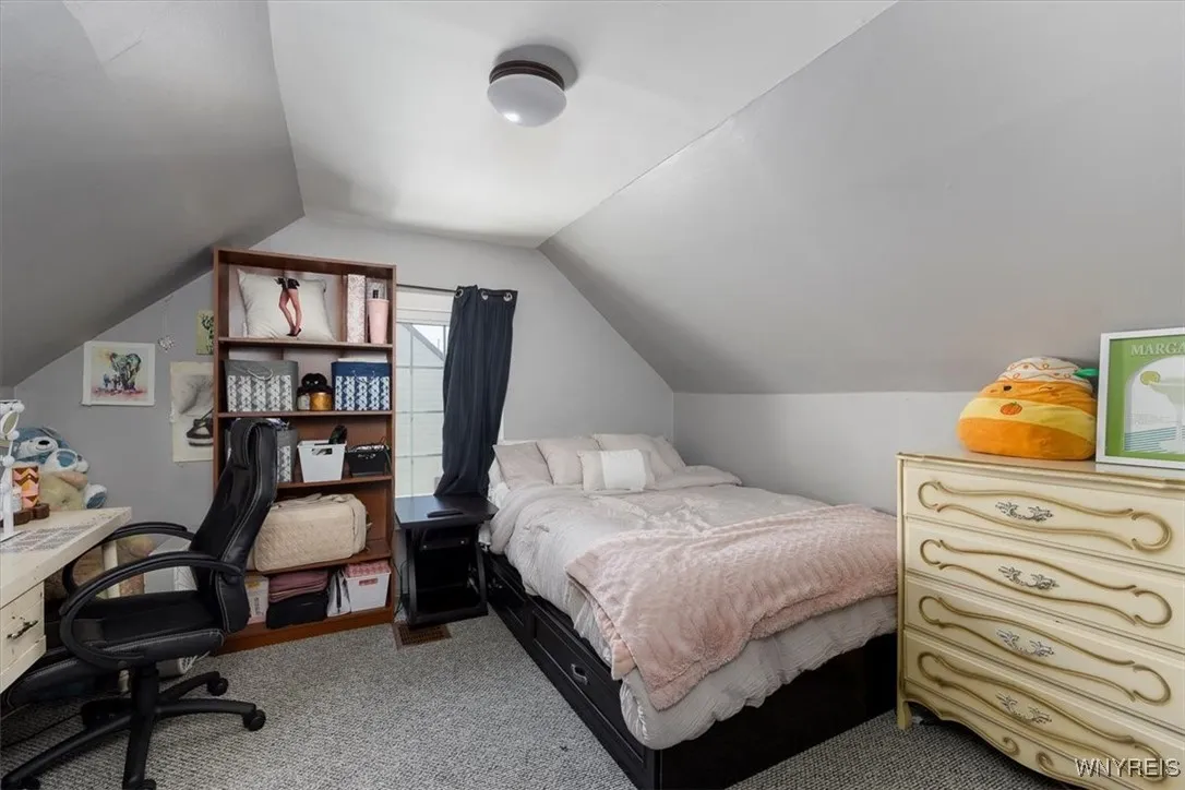 194 Chapel Avenue, Cheektowaga, New York 14225, Cheektowaga, New York 14225, 3 Bedrooms Bedrooms, 6 Rooms Rooms,1 BathroomBathrooms,Residential,For Sale,194 Chapel Avenue, Cheektowaga, New York 14225,0,B1643146